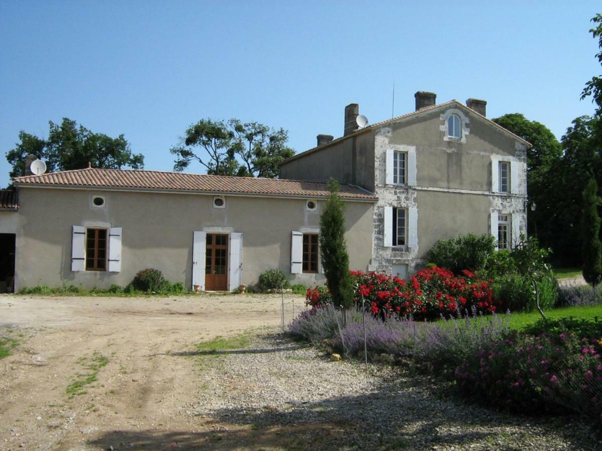 Domaine Les Galards Bed & Breakfast La Garde  Exterior photo